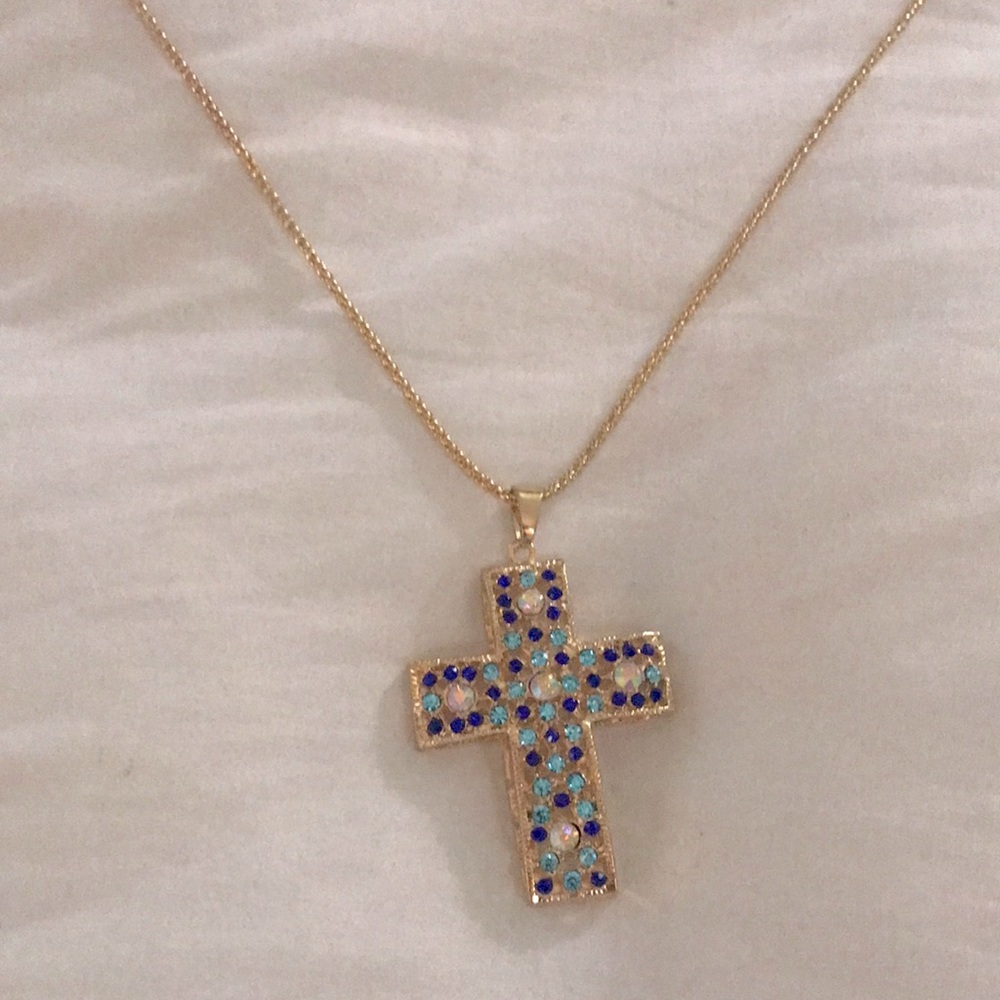 Betsey Johnson cross necklace nwot